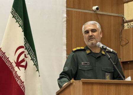 تنها راه عبور از مشکلات همدلی، ایستادگی و مجاهدت است