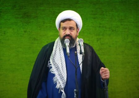 امام جمعه چهارباغ: پیروی از امام امت، عامل آزادسازی خرمشهر بود