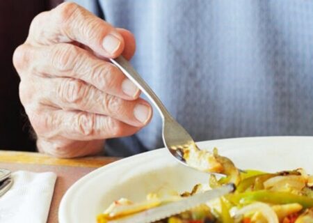 میوه‌هایی که بیماران دیابتی باید با احتیاط مصرف کنند