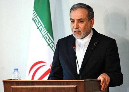 عراقچی: حق مشروع هر کشوری دفاع از خودش در مقابل تجاوز است