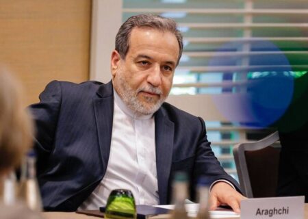 عراقچی در استانبول: نیروهای مسلح ایران عملکرد بسیار خوبی در دفاع دارند 