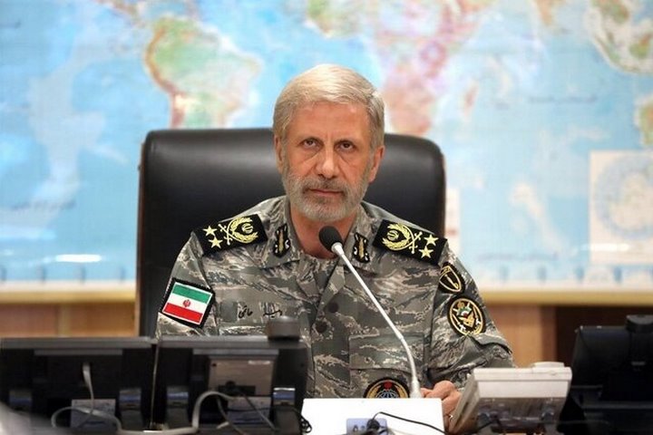 فرمانده کل ارتش: پیروزی حاصل خواهد شد