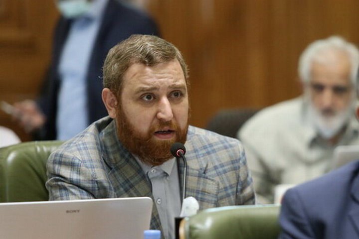 پاکبانان در حاشیه و بیدفاعاند