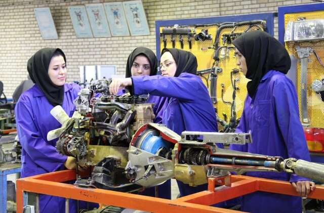 توانمندسازی هنرآموزان با روش تدریس «یادگیری وظیفه مدار»