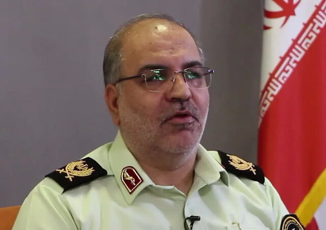 انهدام باند اخاذی از طلافروشی‌ها و صرافی‌ها توسط مأمورنماها