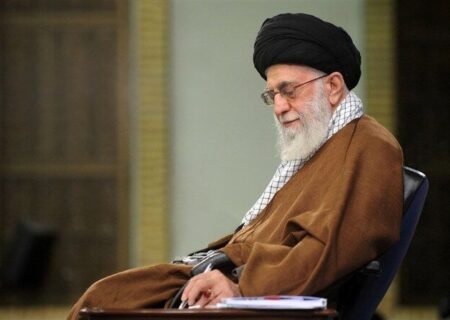رهبر انقلاب: فرشچیان، ستاره‌ درخشانی در آسمان هنر ایرانی بود