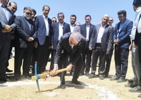 کلنگ‌زنی احداث اولین واحد تولید کود کلات در ایران