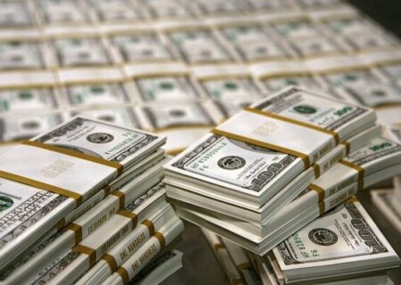 ثبات نسبی در بازار توافقی ارز؛ دلار نزدیک به ۷۲ هزار تومان