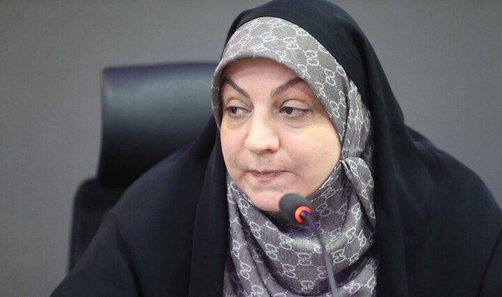 شاعران کودک و نوجوان در نقش معلمی گیر کردهاند؛ لزوم هوشمندسازی مخاطب