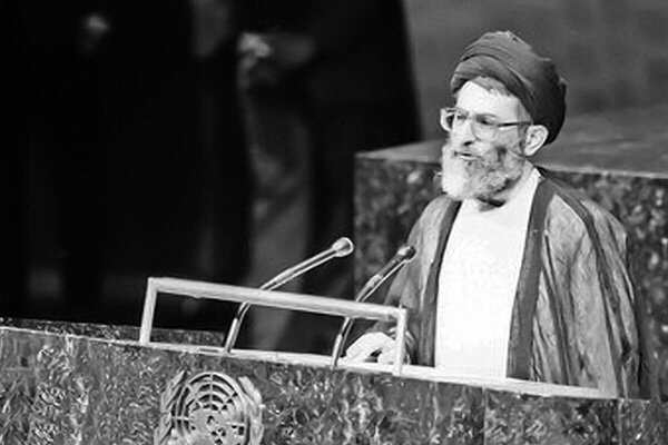 زبان فارسی باید در سازمان ملل طنینانداز شود