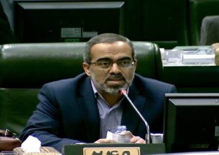 ایزدخواه: نباید تعاونی‌ها سهام عدالت منحل شود