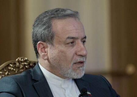عراقچی: بمب اتمی ایران، توانایی «نه گفتن» در برابر قدرت‌هاست