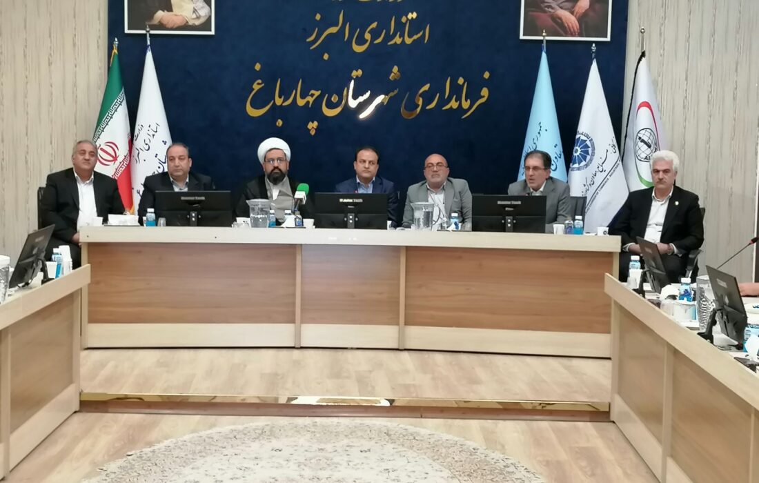 کارگر، سلول اصلی تولید است/بخش خصوصی بازوی توانمند دولت در مسیر تحقق سرمایهگذاری و تولید است