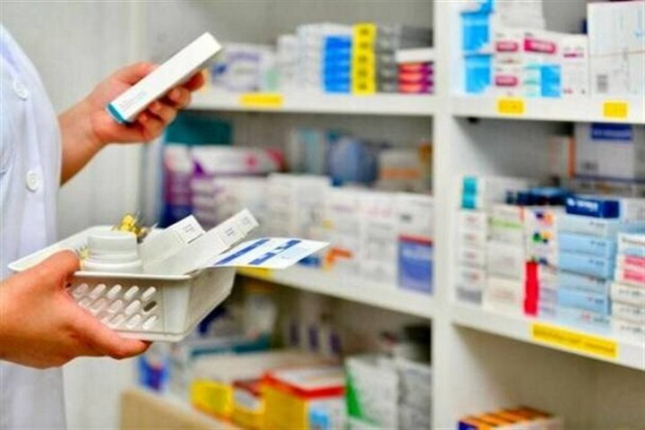 پیرصالحی: صنعت داروسازی کشور ۱۰۰ همت طلب معوق دارد