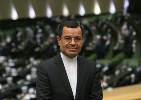 احمدی : وضعیت عفاف و حجاب نابسامان است؛ با مسببان برهنگی برخورد شود