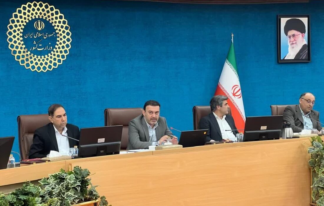 تقویت اختیارات استانها و توسعه همکاری با کشورهای همسایه