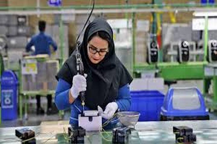 اشتغال زنان یک پنجم مردان است؛ ۷۵ درصد فعالیت زنان در بخش خصوصی
