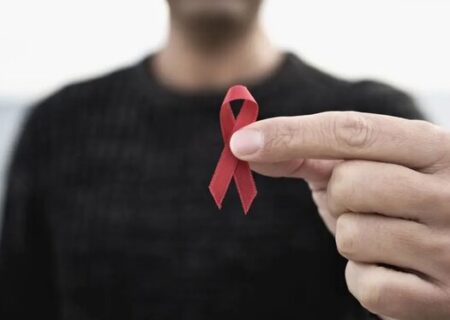 ایران در مسیر مهار HIV؛ درمان رایگان شد، انتقال نزدیک صفر