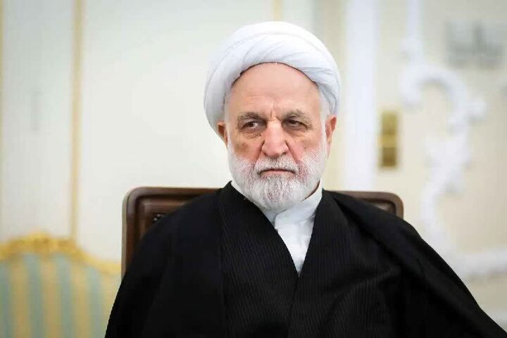 محسنیاژهای: با مفسدان بیرحمانه برخورد میکنیم