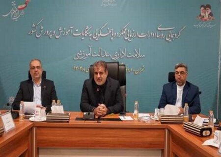 فولادوند: آزمون‌های خردادماه دانش‌آموزان با امنیت بالا برگزار می‌شود