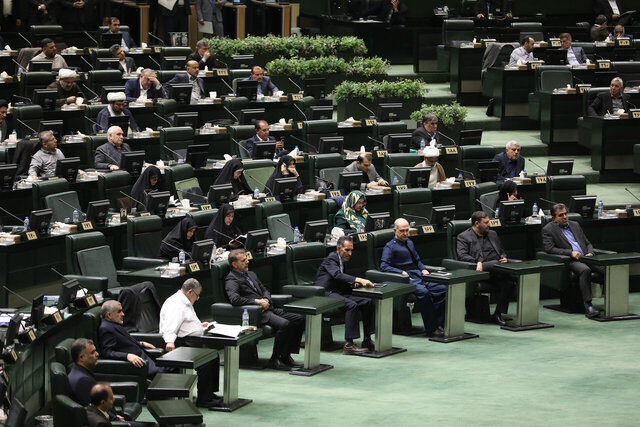 دستورکار کمیسیونهای مجلس؛ از بررسی طرح تشکیل «وزارت بحران» تا نظارت بر اجرای راهبرد «حجاب»