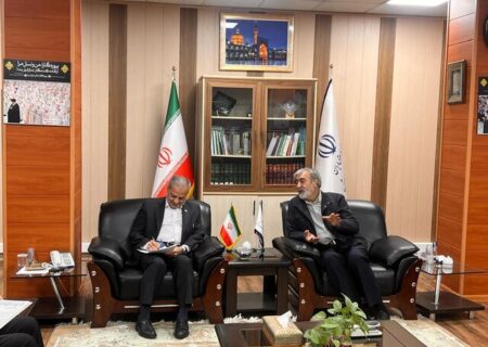 رئیس کمیسیون امنیت ملی مجلس: از تمام ظرفیت‌ها برای حمایت از فرهنگیان و دانش‌آموزان استفاده می‌کنیم