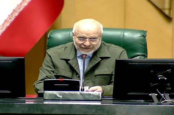 در هیئت مرکزی نظارت بر انتخابات شوراها در دوره قبل اشکالاتی داشتیم