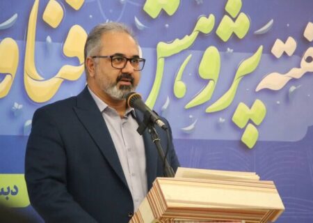 بیان کمبودها بدون ارائه راه‌حل مشکلی را رفع نمی‌کند