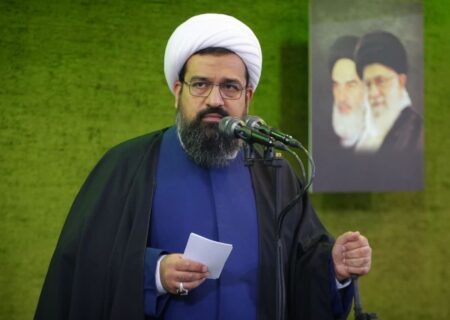 انتقال ارزش‌های دفاع مقدس، وظیفه همگانی است
