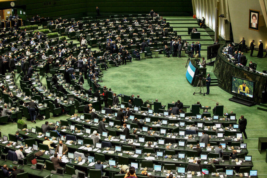 افزایش ۲۰ درصدی حقوق پاسخگوی تورم نیست