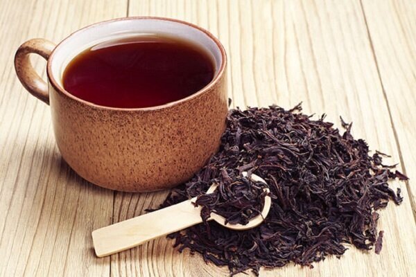 آیا نوشیدن چای داغ در اول صبح به بهبود عفونت معده کمک میکند