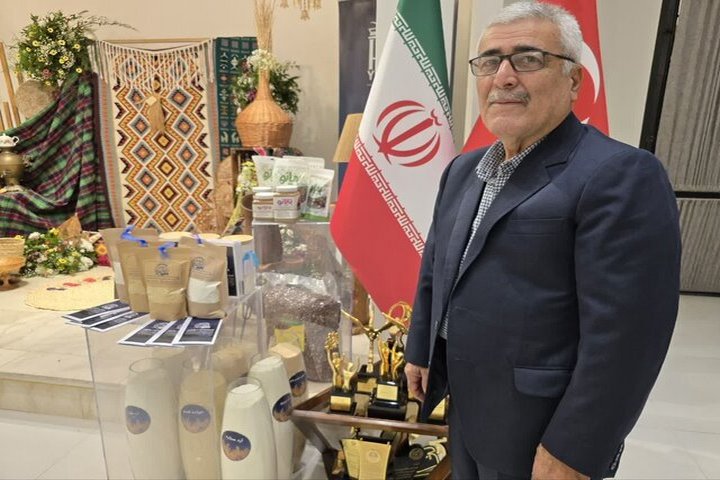 رئیس اداره صمت: قیمت مرغ و تخم مرغ در رودسر کاهشی شده است