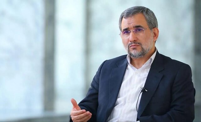 بهزودی شاهد قبول شکست از سوی دشمن خواهیم بود