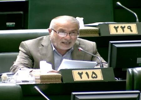 عضو کمیسیون عمران: زیرساخت‌های فرودگاهی و تجهیزات ناوبری در کوتاه‌ترین زمان بازسازی می‌شود