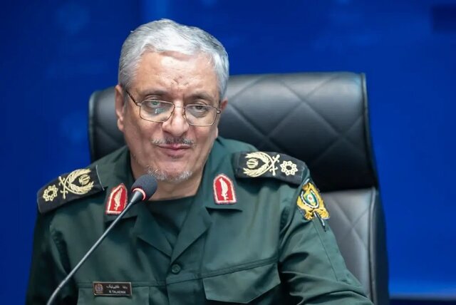 سخنگوی وزارت دفاع: دشمن به دنبال فرار آبرومندانه از باتلاق جنگ است