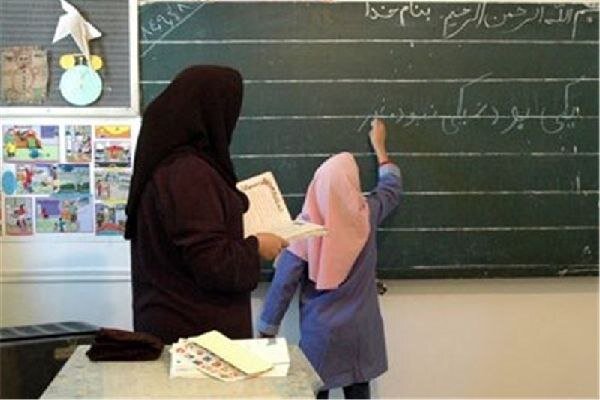ممنوعیت به کارگیری نیروی جدید «حق التدریس» و «آموزشیار نهضت»