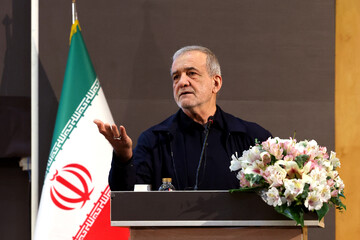 پزشکیان: اراده ایران در گسترش مناسبات تجاری و اقتصادی است
