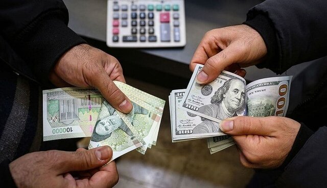 چرخش ۱۸۰ درجه‌ای در بازار ارز؛ صرافی‌ها «دلار» دار شدند!