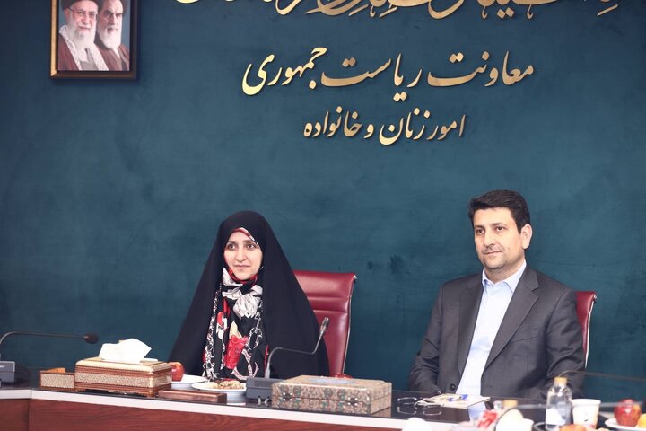 زنان از قطعی شبکه اینترنت بیشترین صدمه را دیدهاند