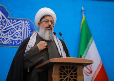 تأکید بر استقامت در برابر دشمنان و کنترل بازار در شرایط جنگی