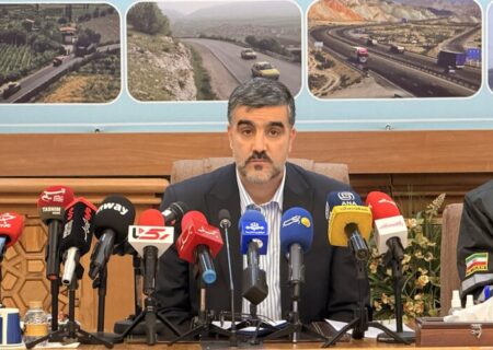 اکبری: مطالبه پرداخت به‌موقع کرایه رانندگان کامیون پیگیری می‌شود