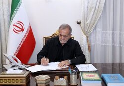 پزشکیان: نقد حق جامعه است، اما تخریب به دور از مردانگی است