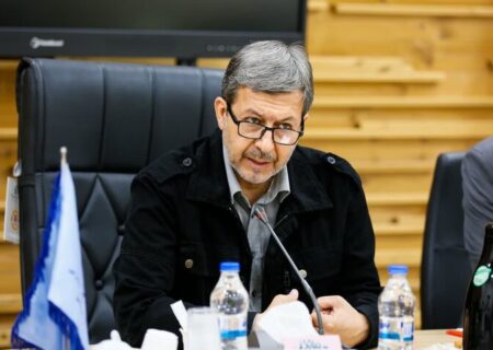 خط‌ونشان استاندار اصفهان برای مدیران؛ حضور میدانی و کارآمدی شرط بقااست