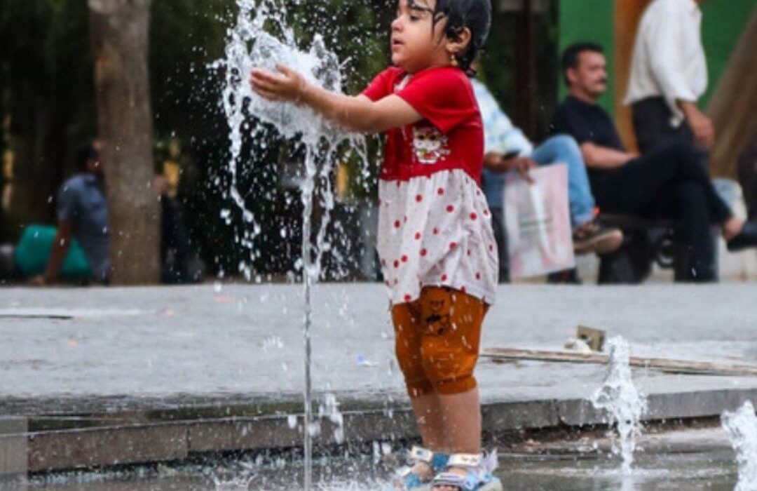 تداوم هوای گرم و وزش باد در خراسان رضوی تا یکشنبه هفته آتی