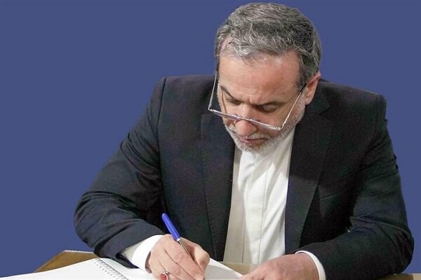 عراقچی: تا تهدید ادامه دارد، مذاکره برای توافق نهایی آغاز نمی‌شود