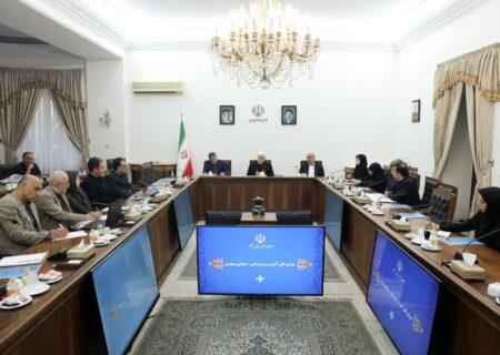 عارف: آموزش هوش مصنوعی و امنیت سایبری در مدارس یک ضرورت حیاتی است