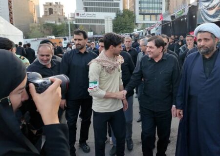 مخبر: مردم ایران خواهان انتقام و خونخواه اصلی رهبر خود هستند