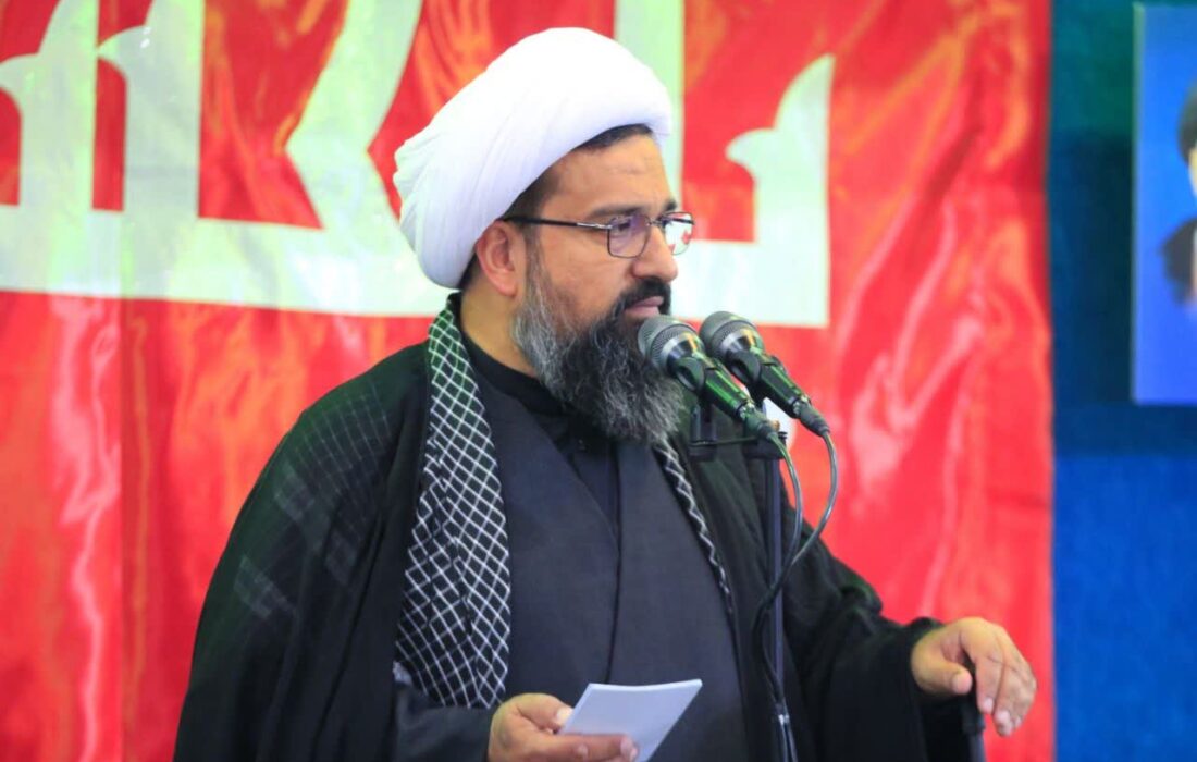 رئیس‌جمهور تبعیت عملی خود از ولی فقیه را ثابت کند