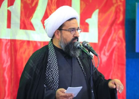 رئیس‌جمهور تبعیت عملی خود از ولی فقیه را ثابت کند