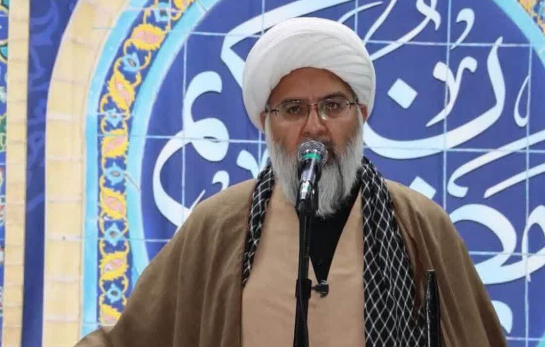 مقاومت در برابر دشمنان کم‌هزینه‌تر از تسلیم است/ تلاش برای ایجاد تفرقه در کشور راه به جایی نخواهد برد